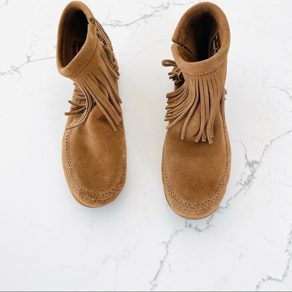 Minnetonka Fringe Hardsole Moccasins - Picture 3 of 10